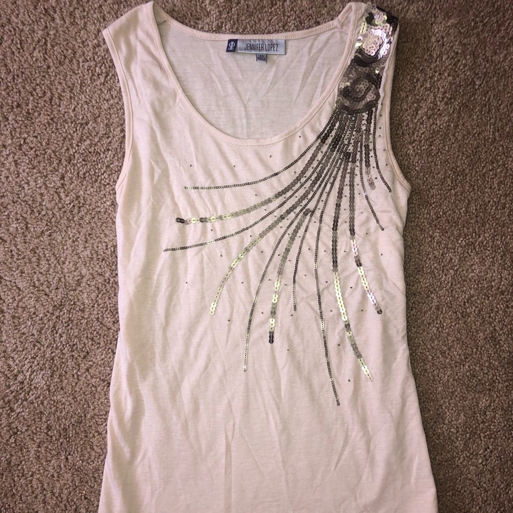Jennifer Lopez tank top